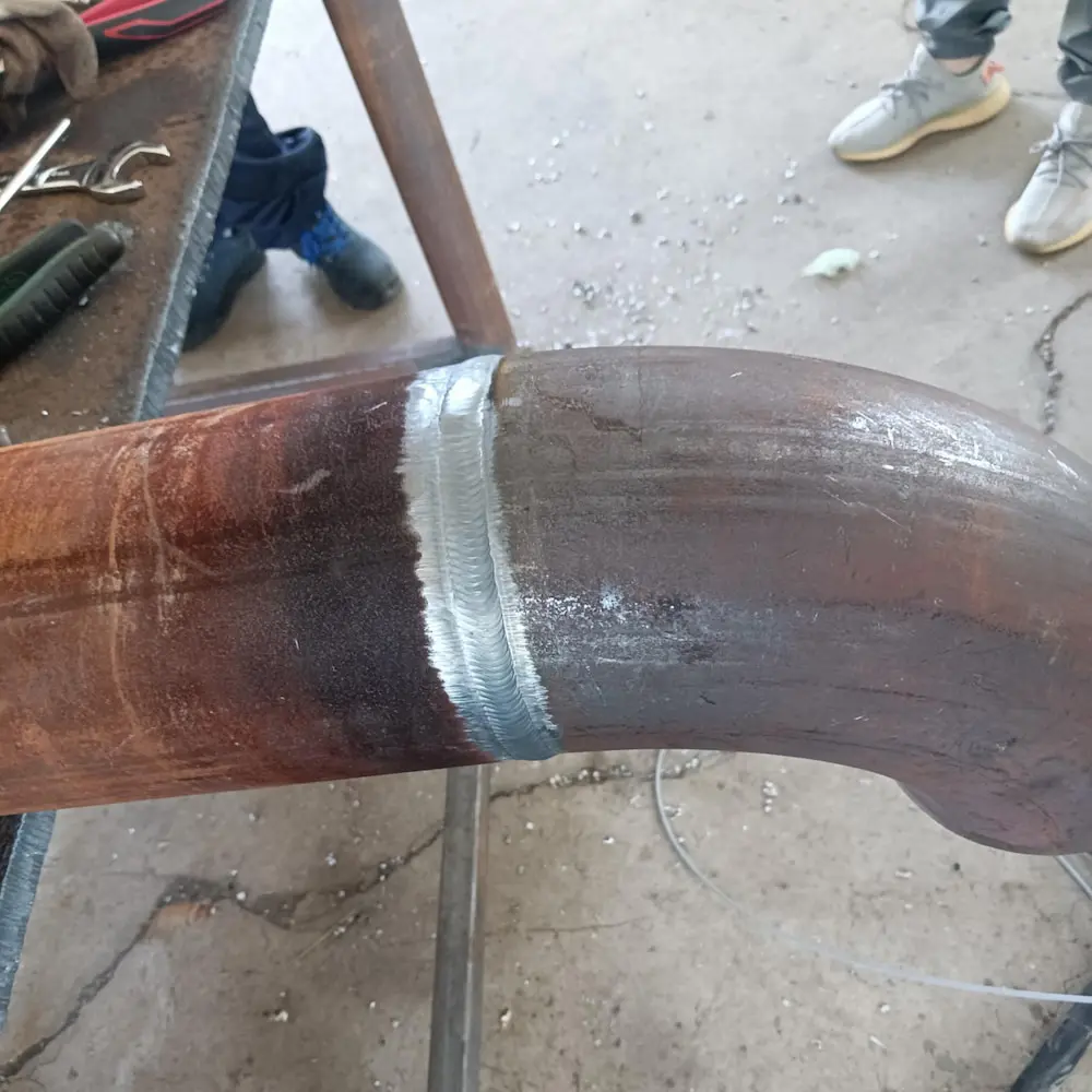 Dwustronne formowanie rurociągów chemicznych