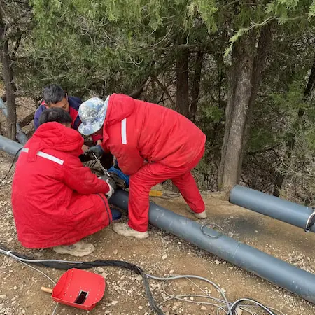 Spawanie rurociągów chemicznych na zewnątrz